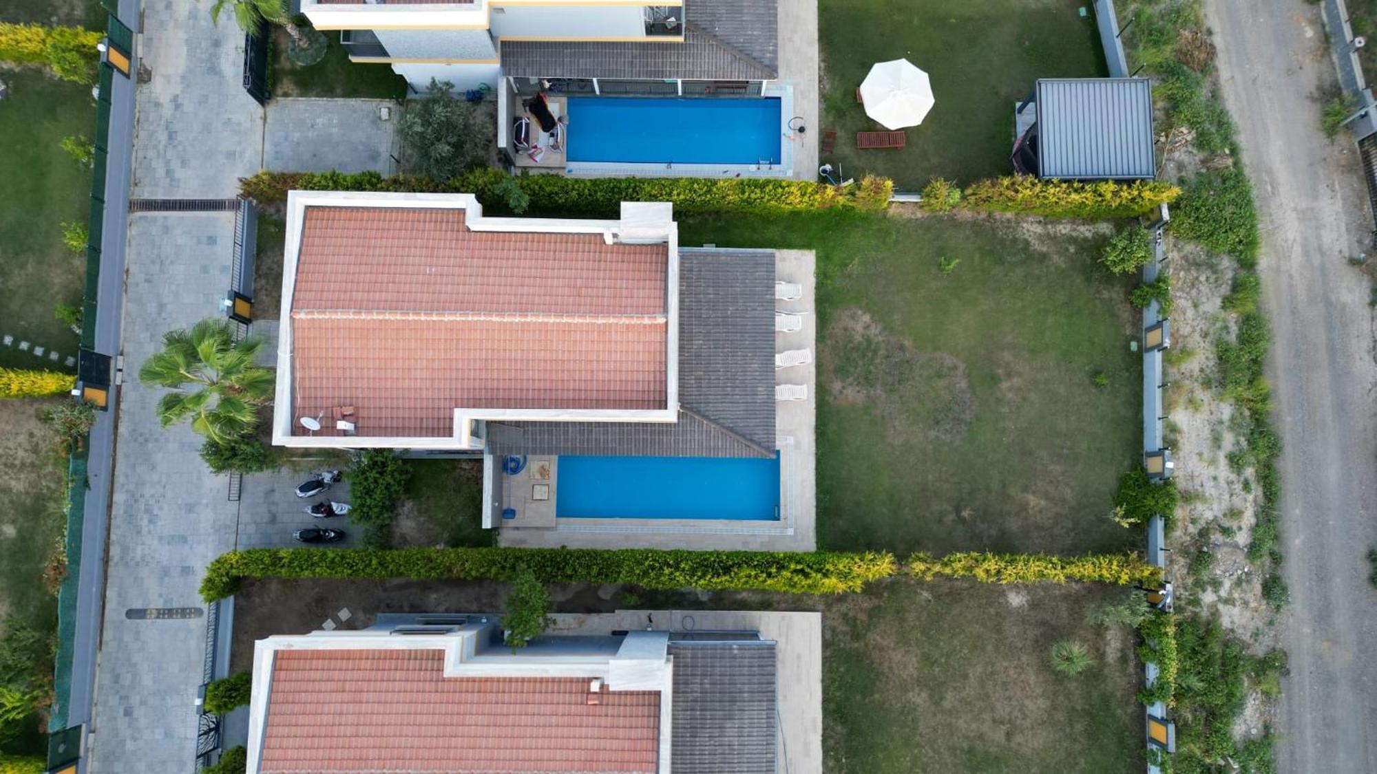 Oezel Havuzlu Muestakil Lueks Villa