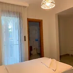 Oezel Havuzlu Muestakil Lueks Villa