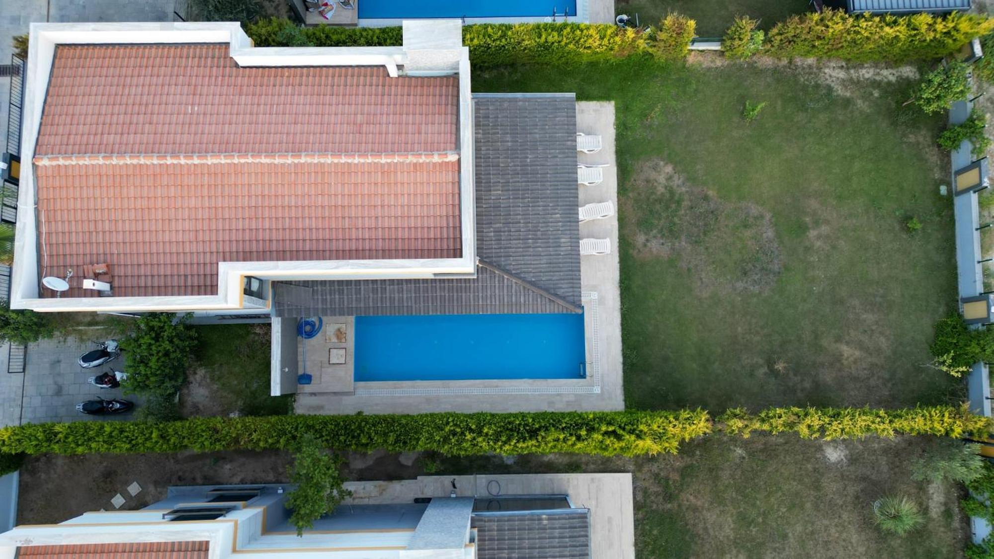 Oezel Havuzlu Muestakil Lueks Villa